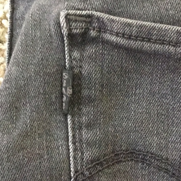 Levi’s - Picture 4 of 5